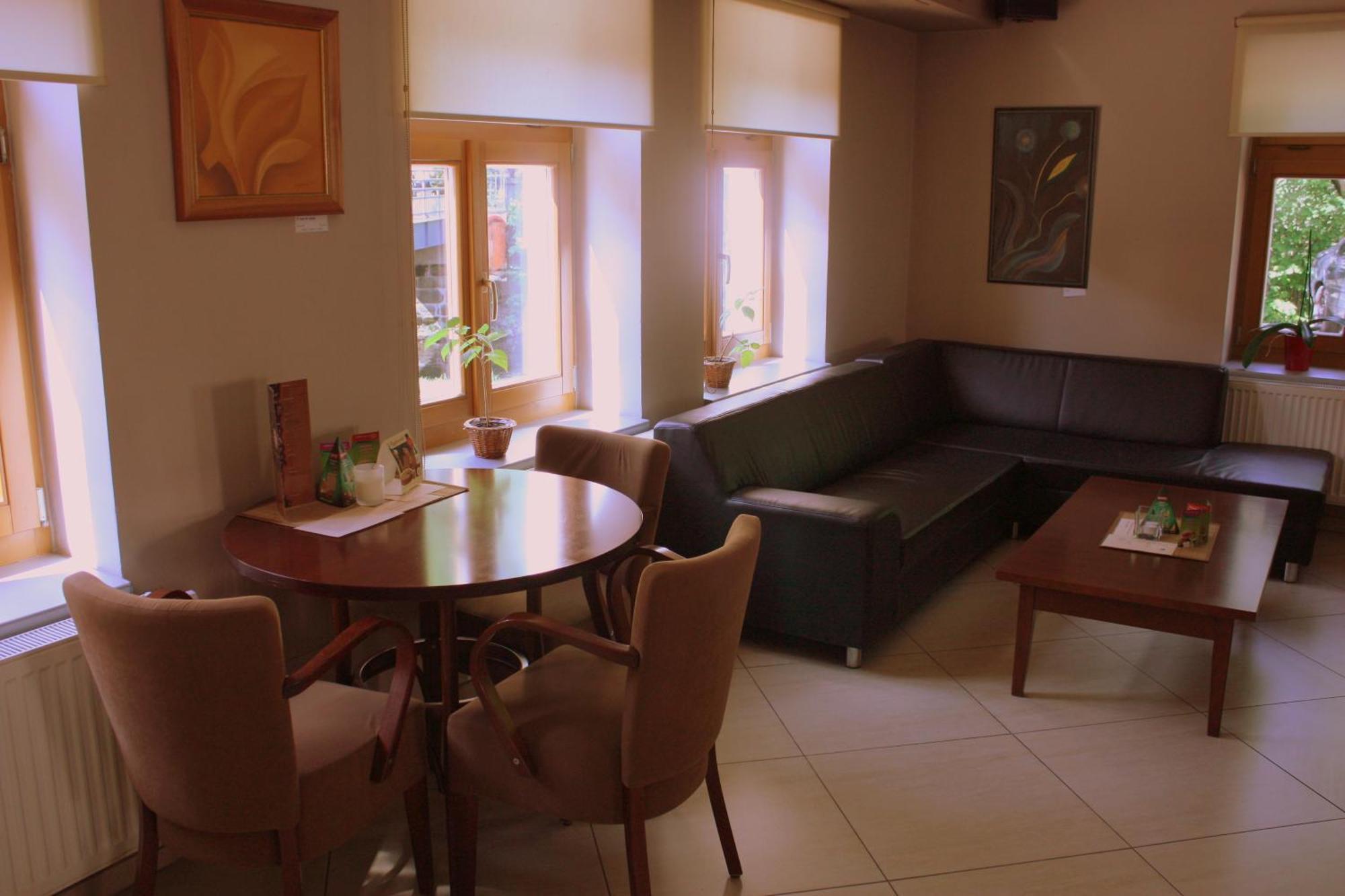 Penzion A Caferestaurant U Lavky Chrudim Zewnętrze zdjęcie